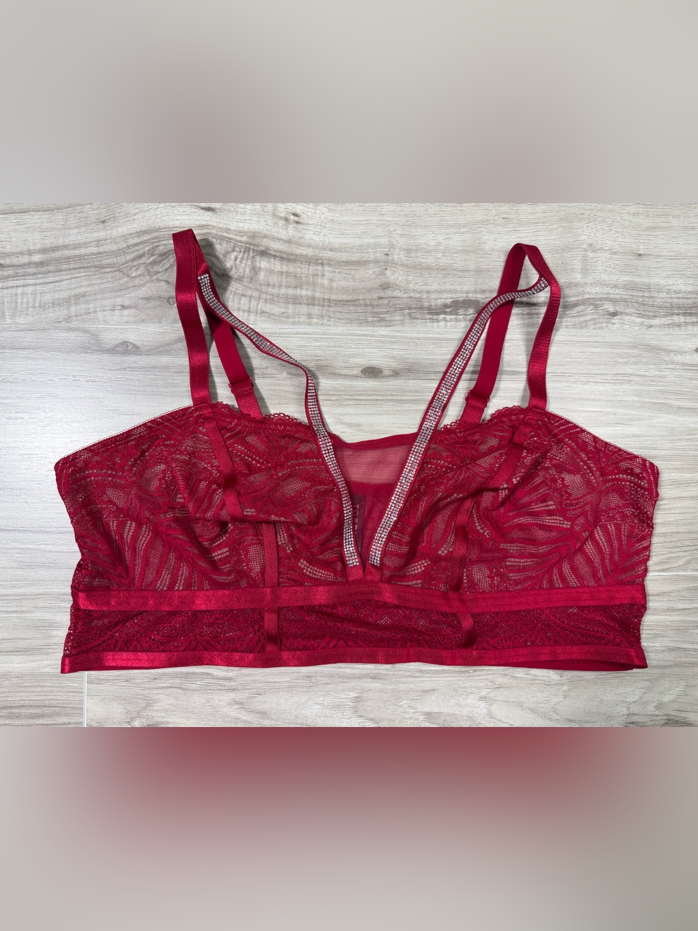 NWOT torrid Red Lace Bralette with Rhinestone-Trim Straps - Torrid Size 2